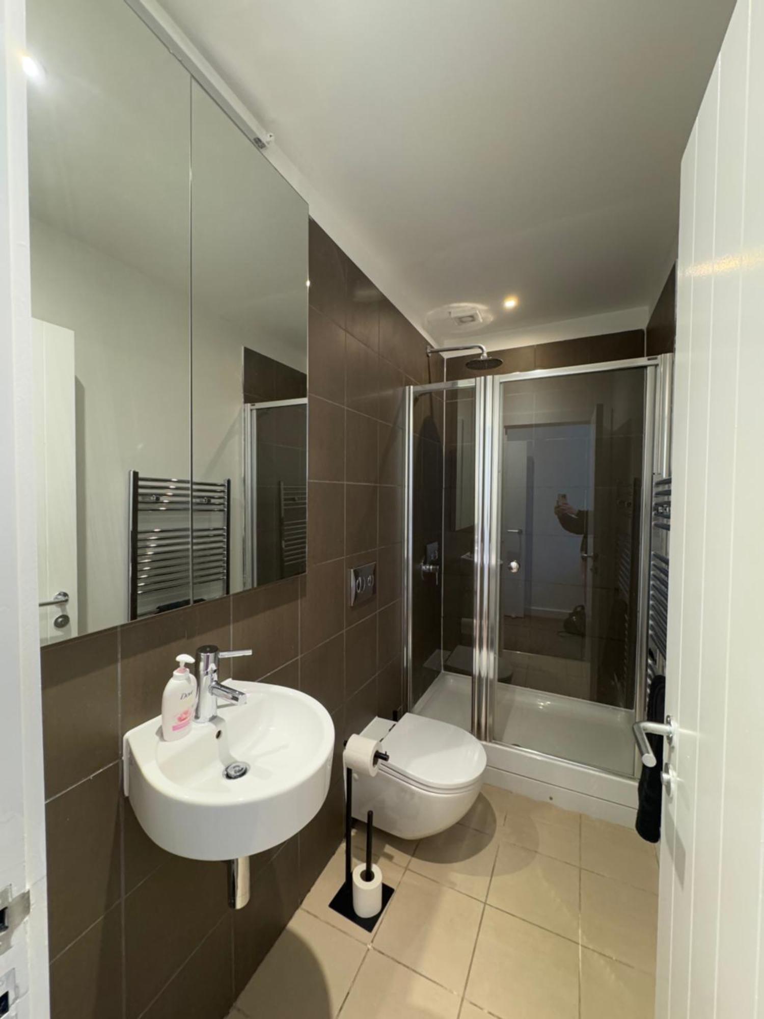 Central, Modern And Peaceful, Lovely Cathedral Views, Two-Bed Apartment With 40" Smart Tv & Free Onsite Parking Линкълн Екстериор снимка