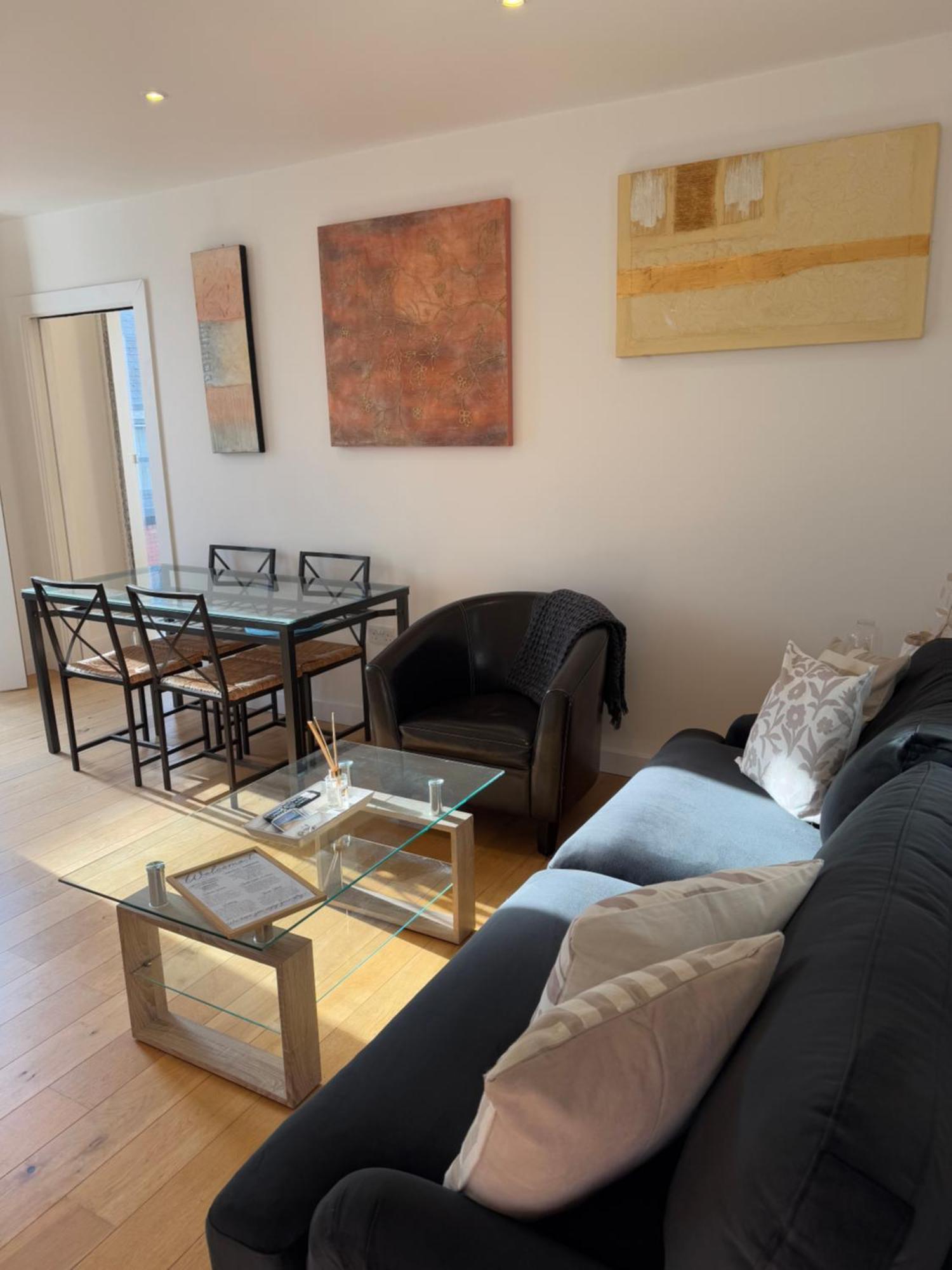 Central, Modern And Peaceful, Lovely Cathedral Views, Two-Bed Apartment With 40" Smart Tv & Free Onsite Parking Линкълн Екстериор снимка